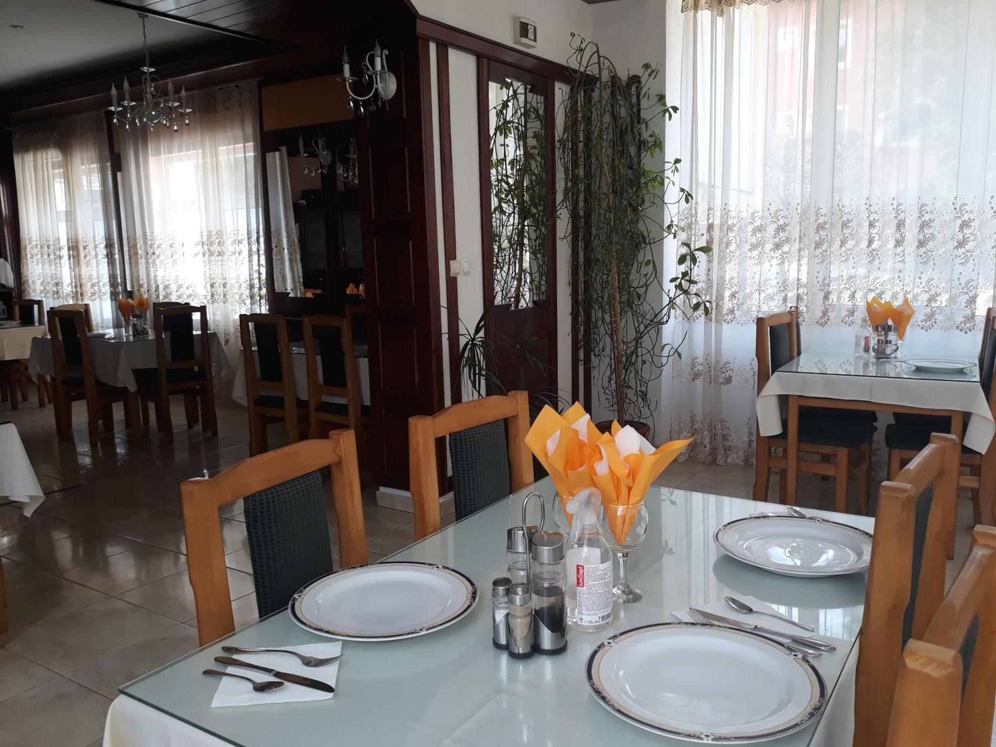 Hotel Alice Băile Olăneşti Zewnętrze zdjęcie